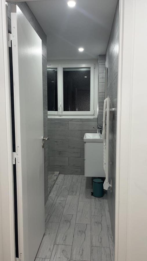 La Dream Night Apartment Pontault-Combault Bagian luar foto