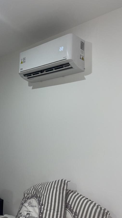 La Dream Night Apartment Pontault-Combault Bagian luar foto