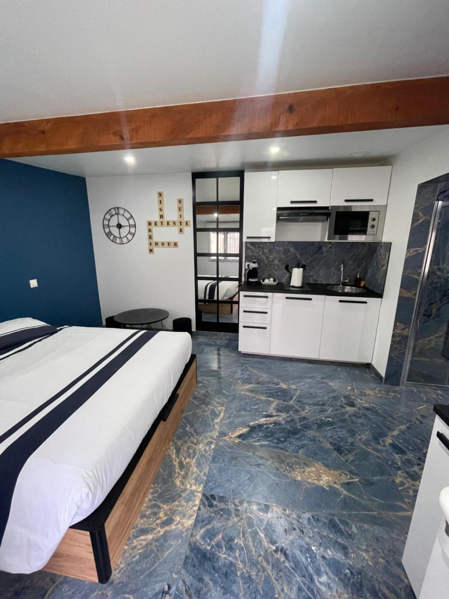 La Dream Night Apartment Pontault-Combault Bagian luar foto