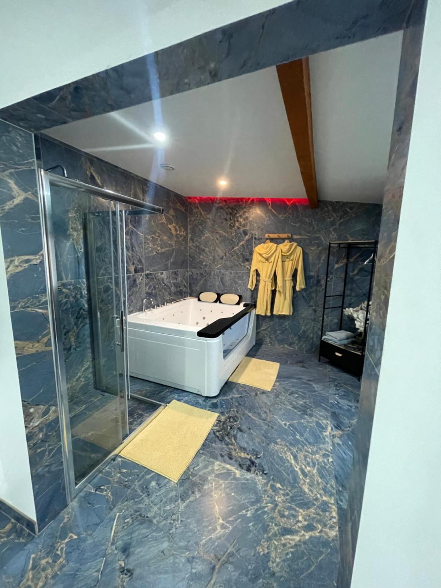 La Dream Night Apartment Pontault-Combault Bagian luar foto